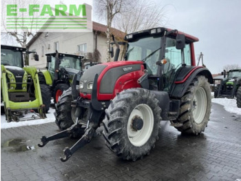 Traktor VALTRA N121