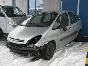 Citroën Xsara Picasso 2.0 HDi SX - Personenbil