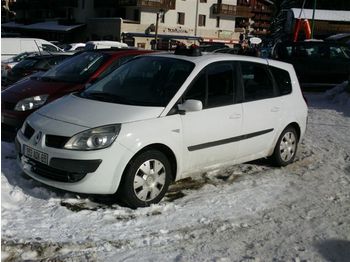 Renault Grand Scenic - Personenbil