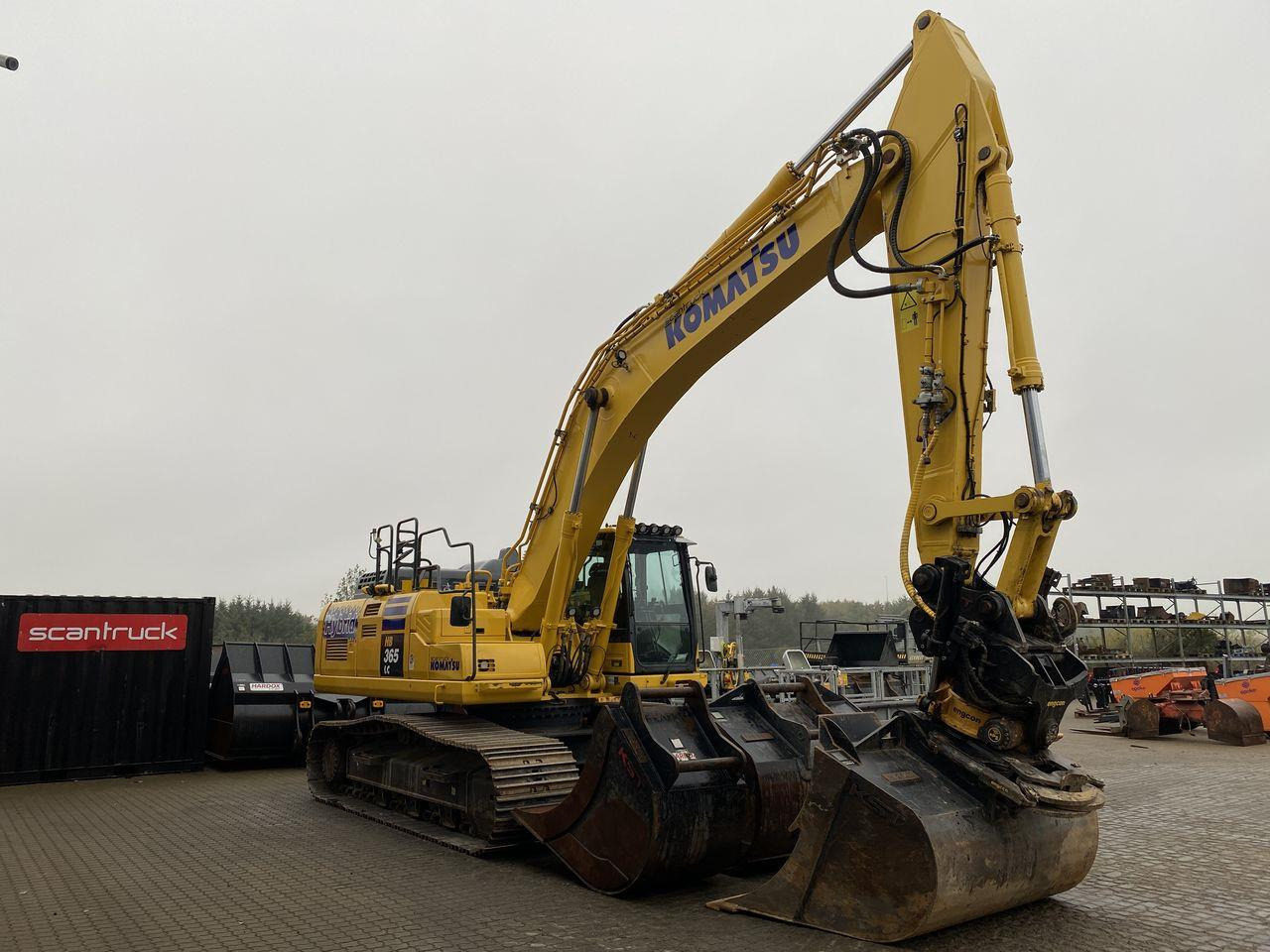 Beltegraver Komatsu HB365LC-3EO