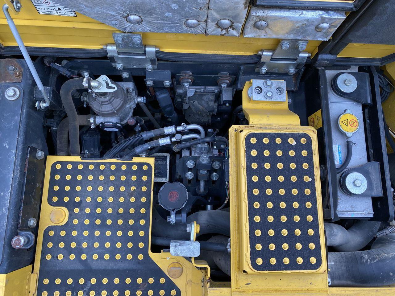 Beltegraver Komatsu PC138US-11