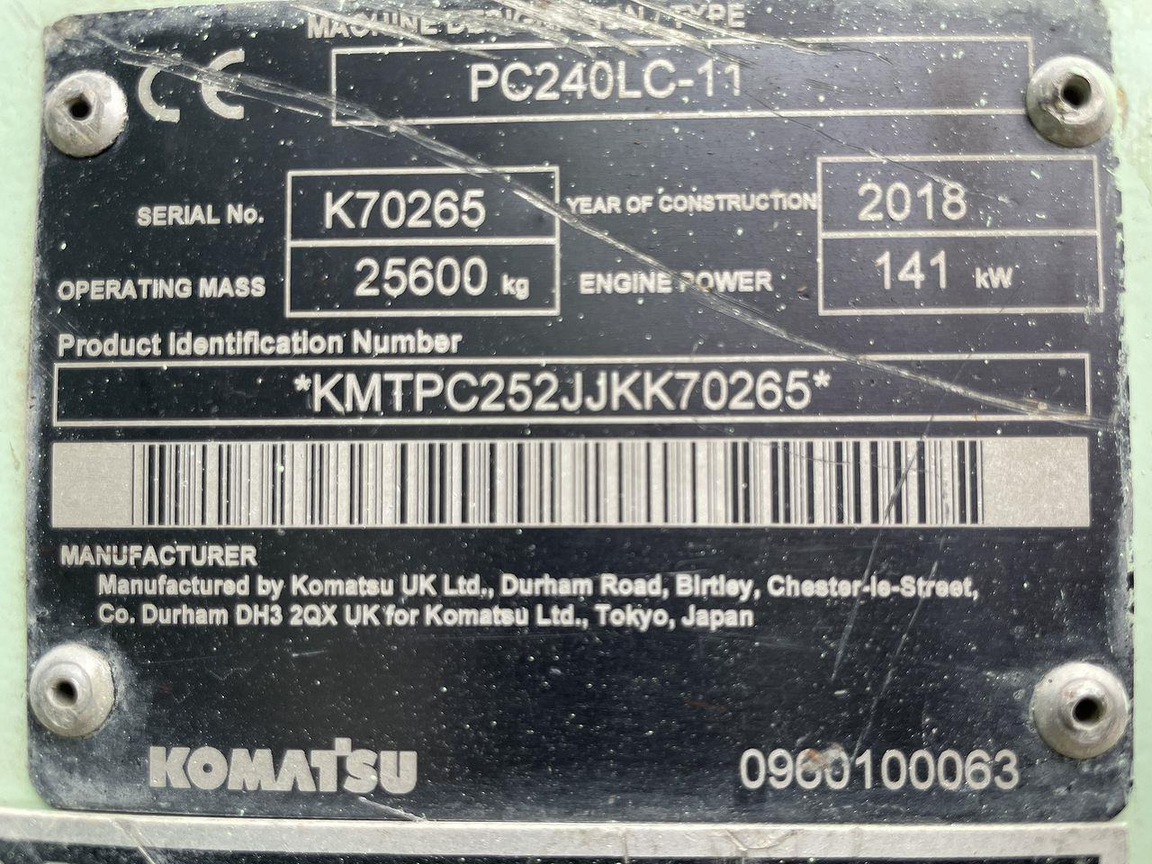 Beltegraver Komatsu PC240LCD-11