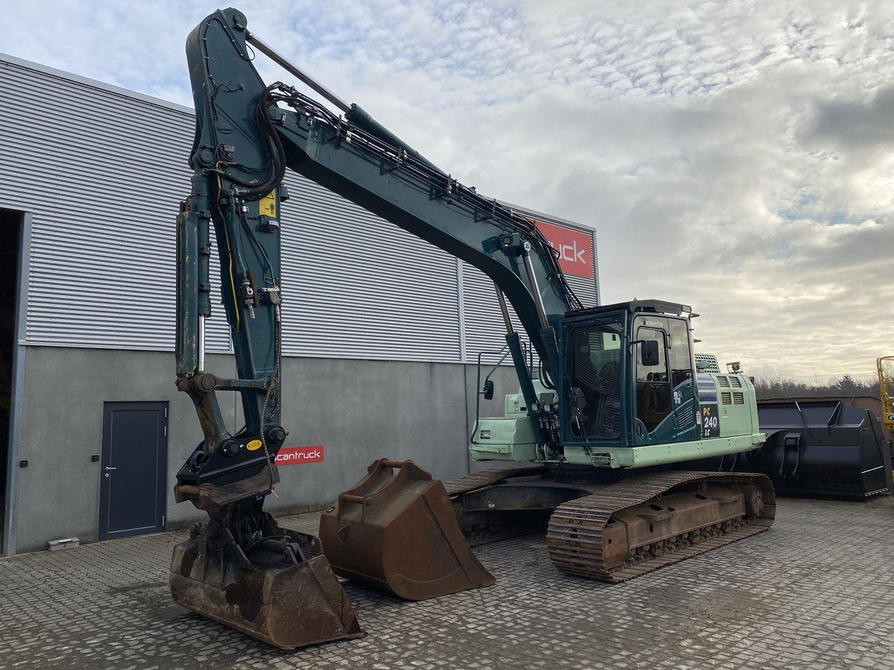 Beltegraver Komatsu PC240LCD-11