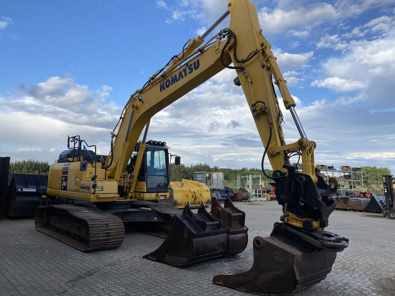 Beltegraver Komatsu PC240LC-11