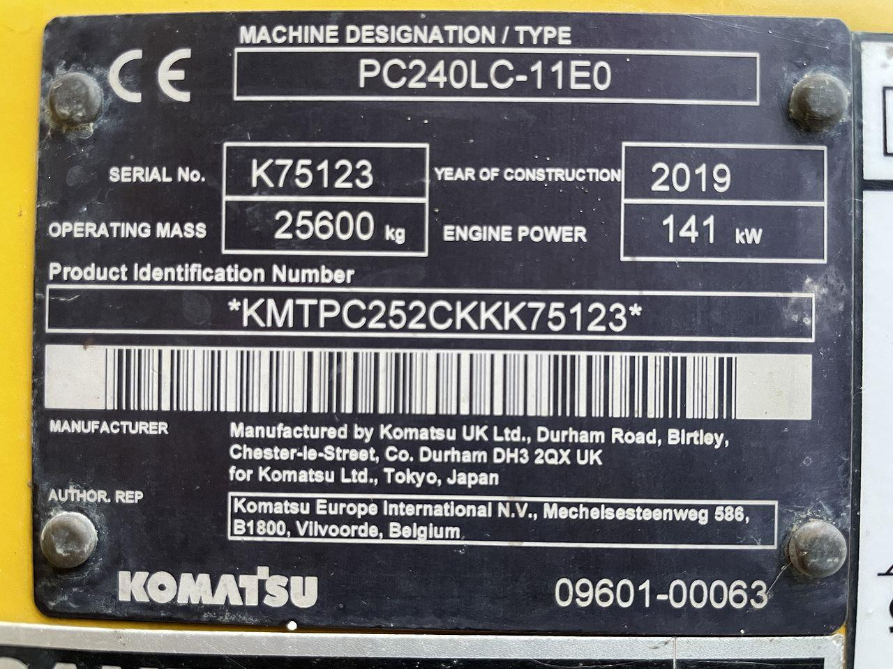 Beltegraver Komatsu PC240LC-11EO