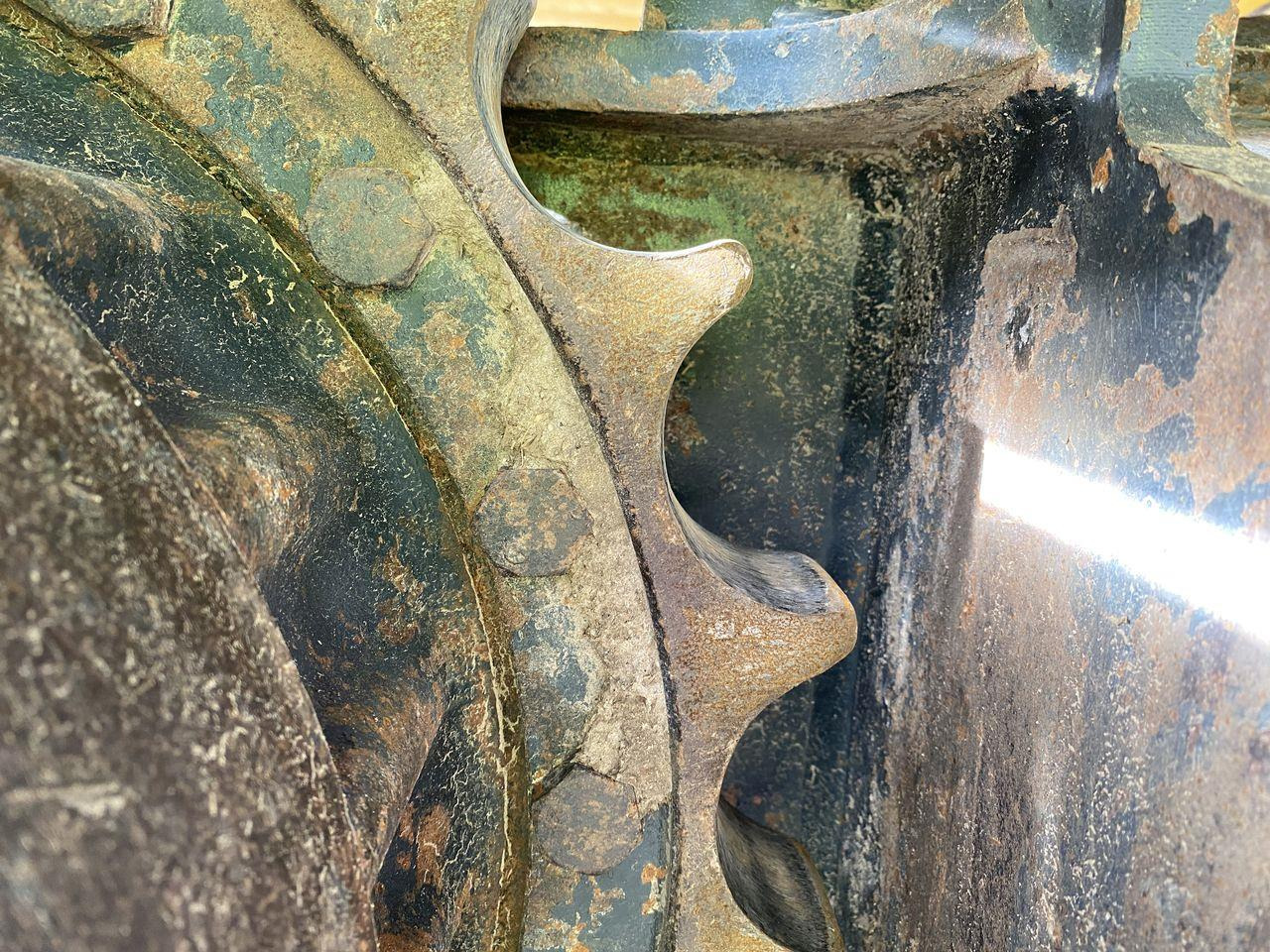 Beltegraver Komatsu PC240LC-11EO