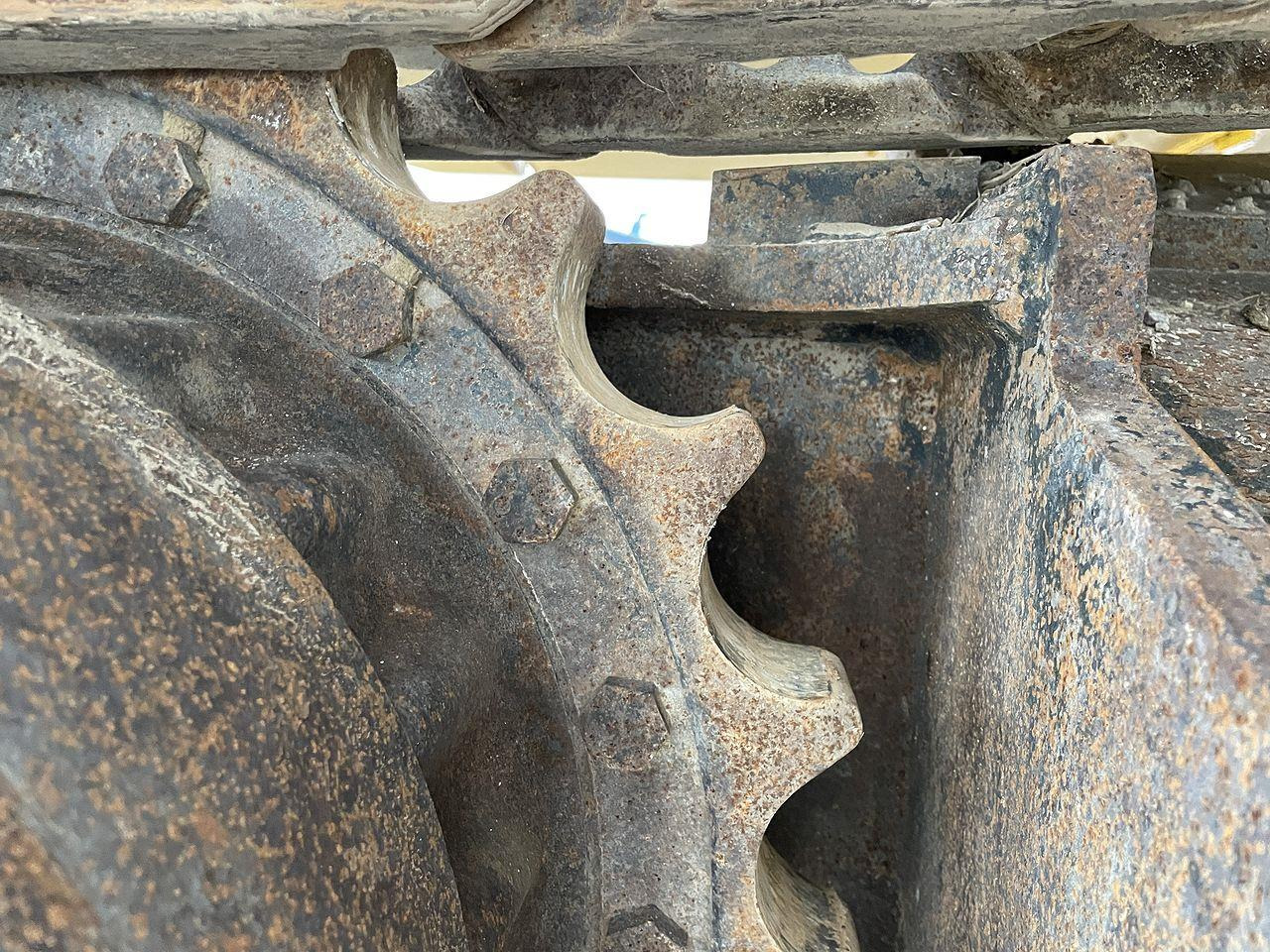 Beltegraver Komatsu PC240LC-11EO