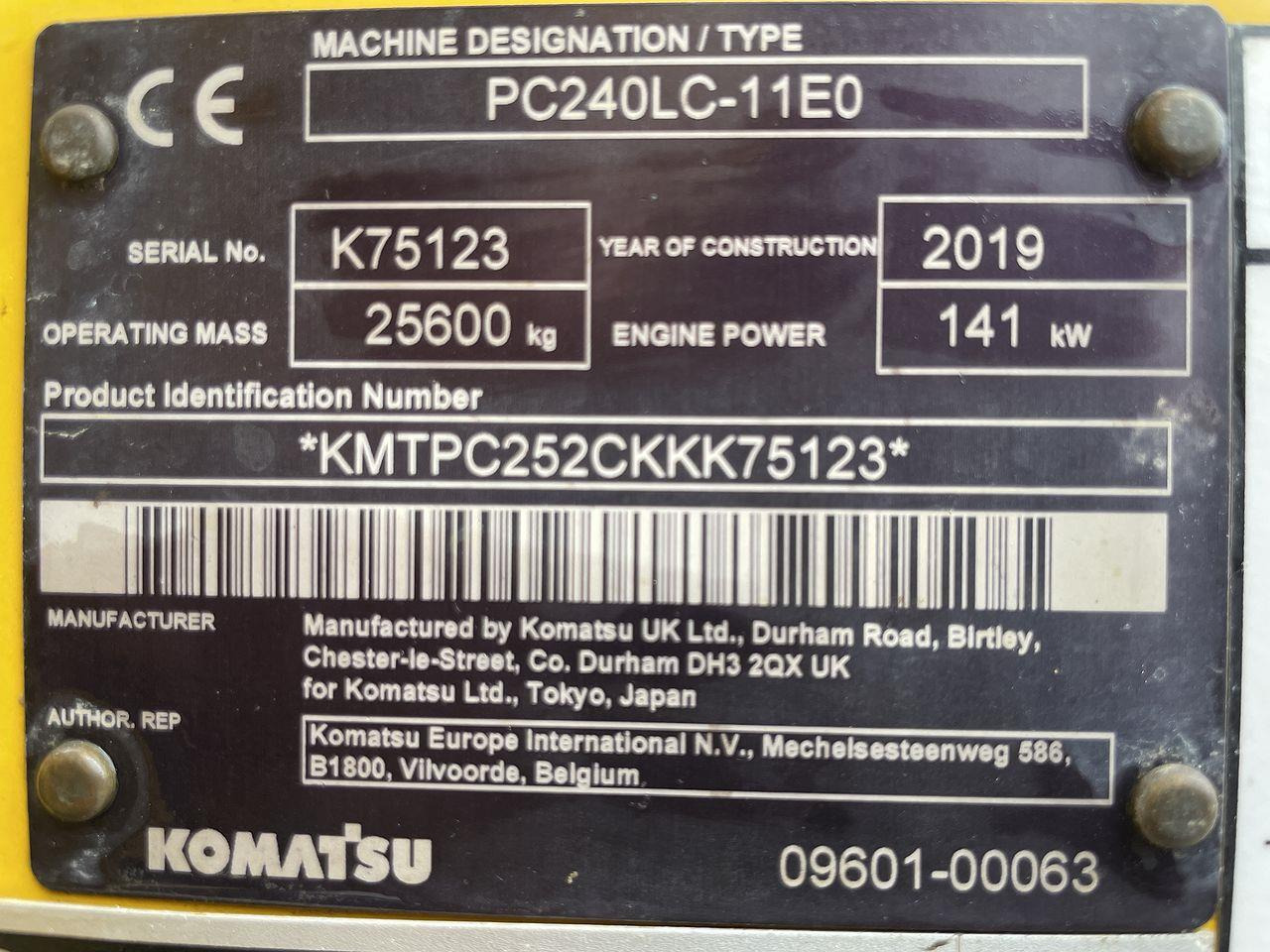 Beltegraver Komatsu PC240LC-11EO