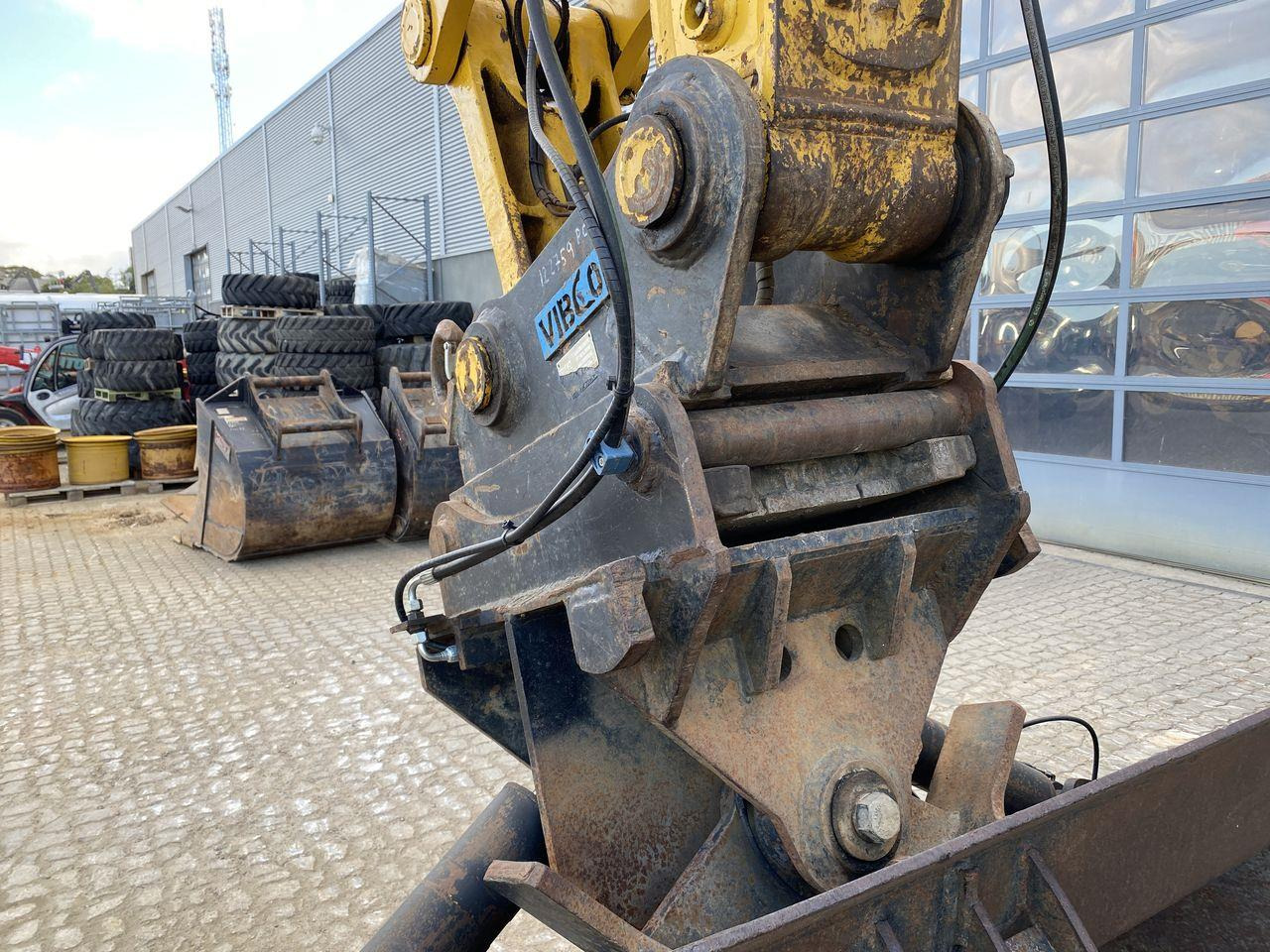 Beltegraver Komatsu PC290LC-10