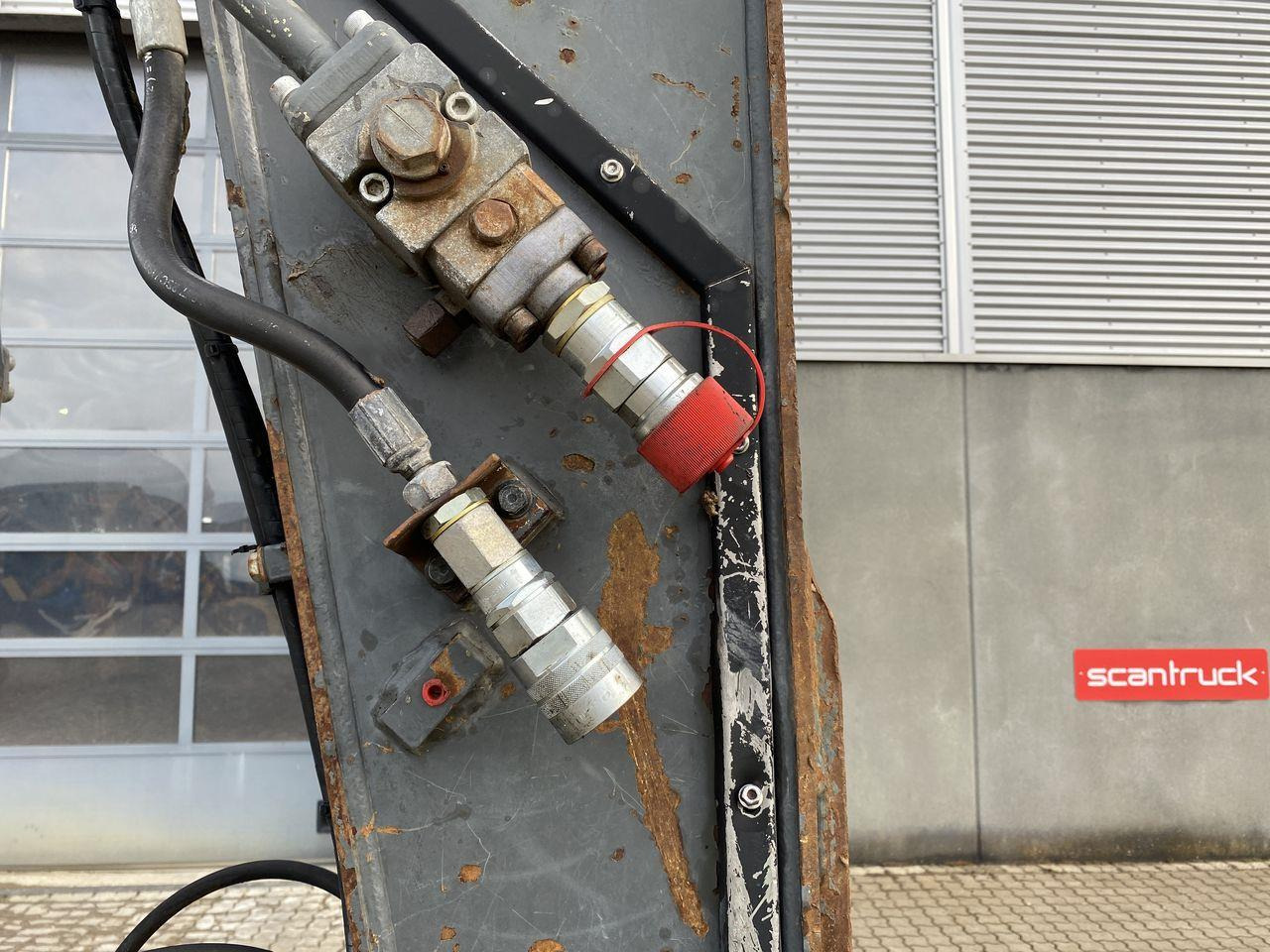 Beltegraver Volvo EC140