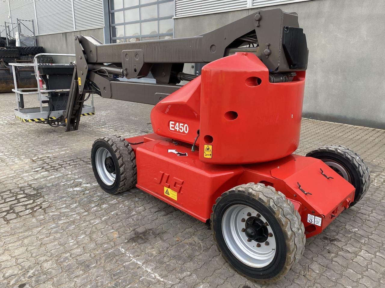 Bomlift JLG E450AJ