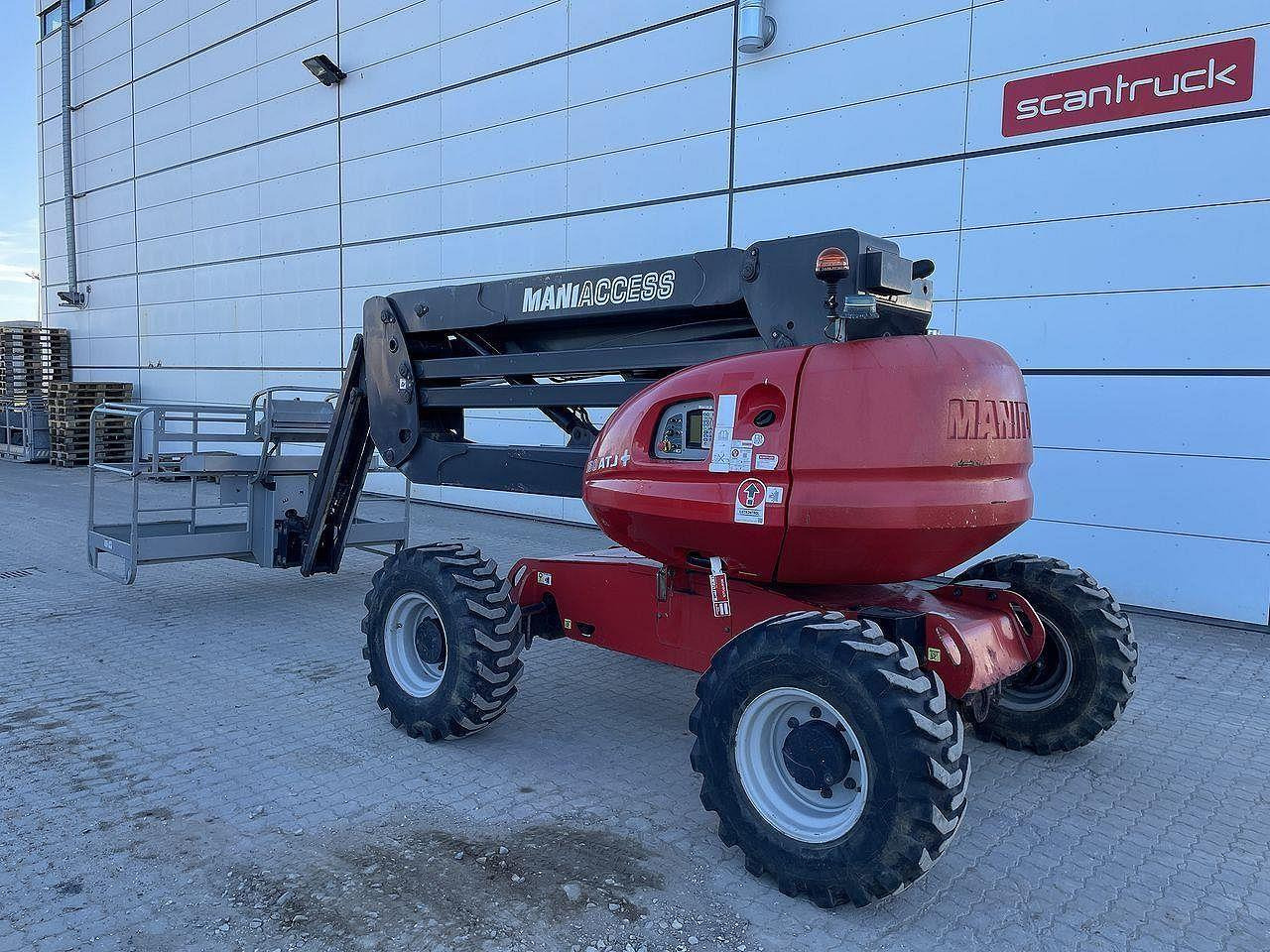 Bomlift Manitou 160ATJ+ RC