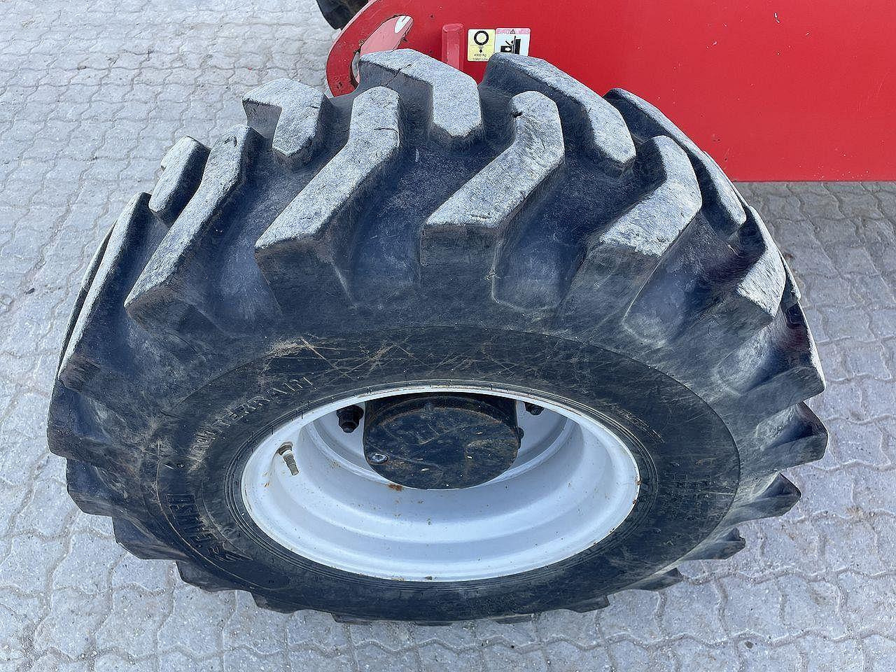 Bomlift Manitou 160ATJ+ RC