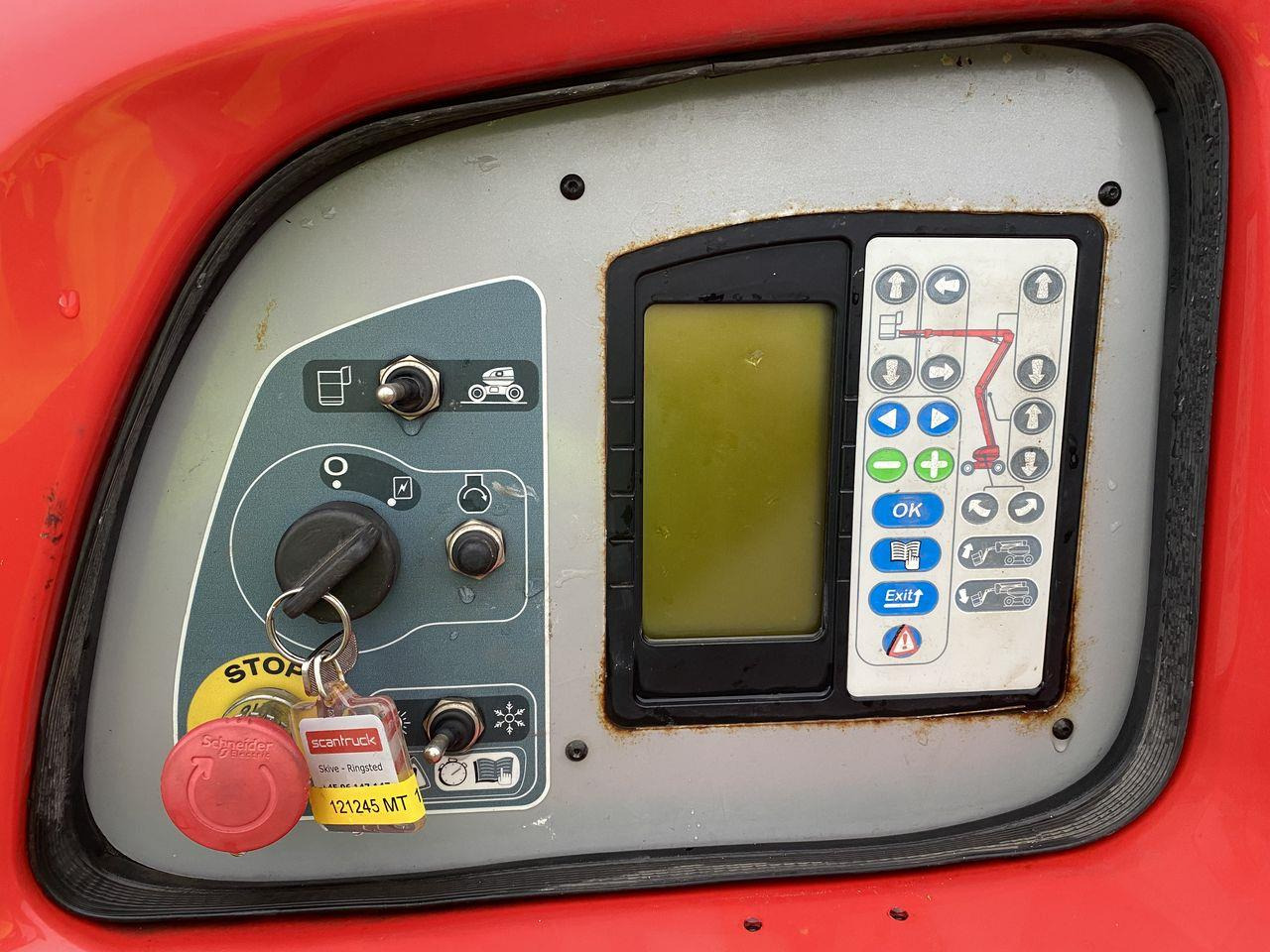 Bomlift Manitou 160ATJ RC E3