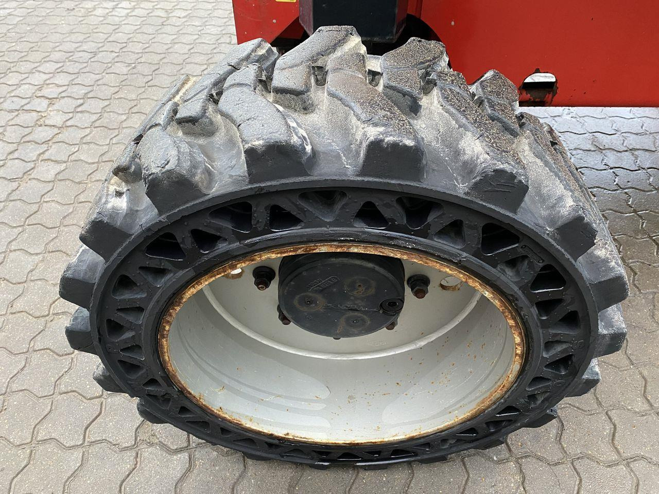 Bomlift Manitou 160ATJ RC E3