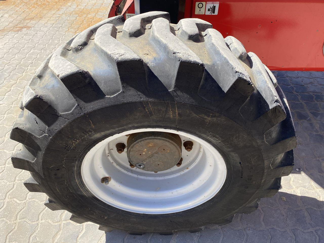 Bomlift Manitou 180ATJ 2 RC