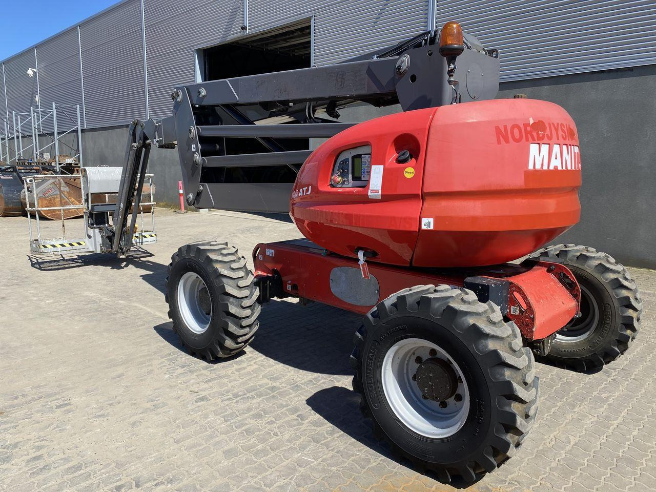 Bomlift Manitou 180ATJ 2 RC