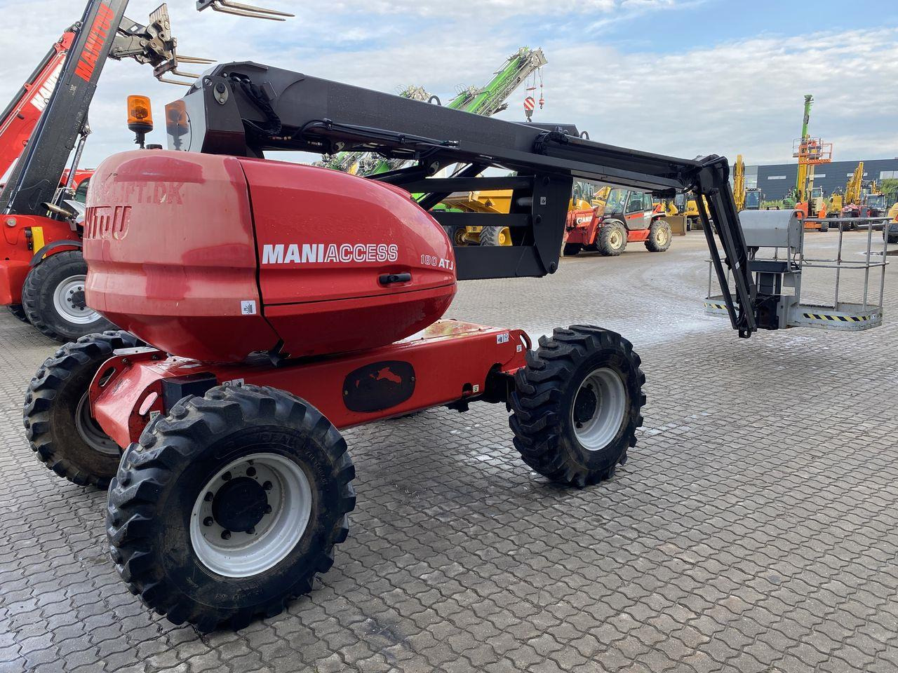 Bomlift Manitou 180ATJ 2 RC