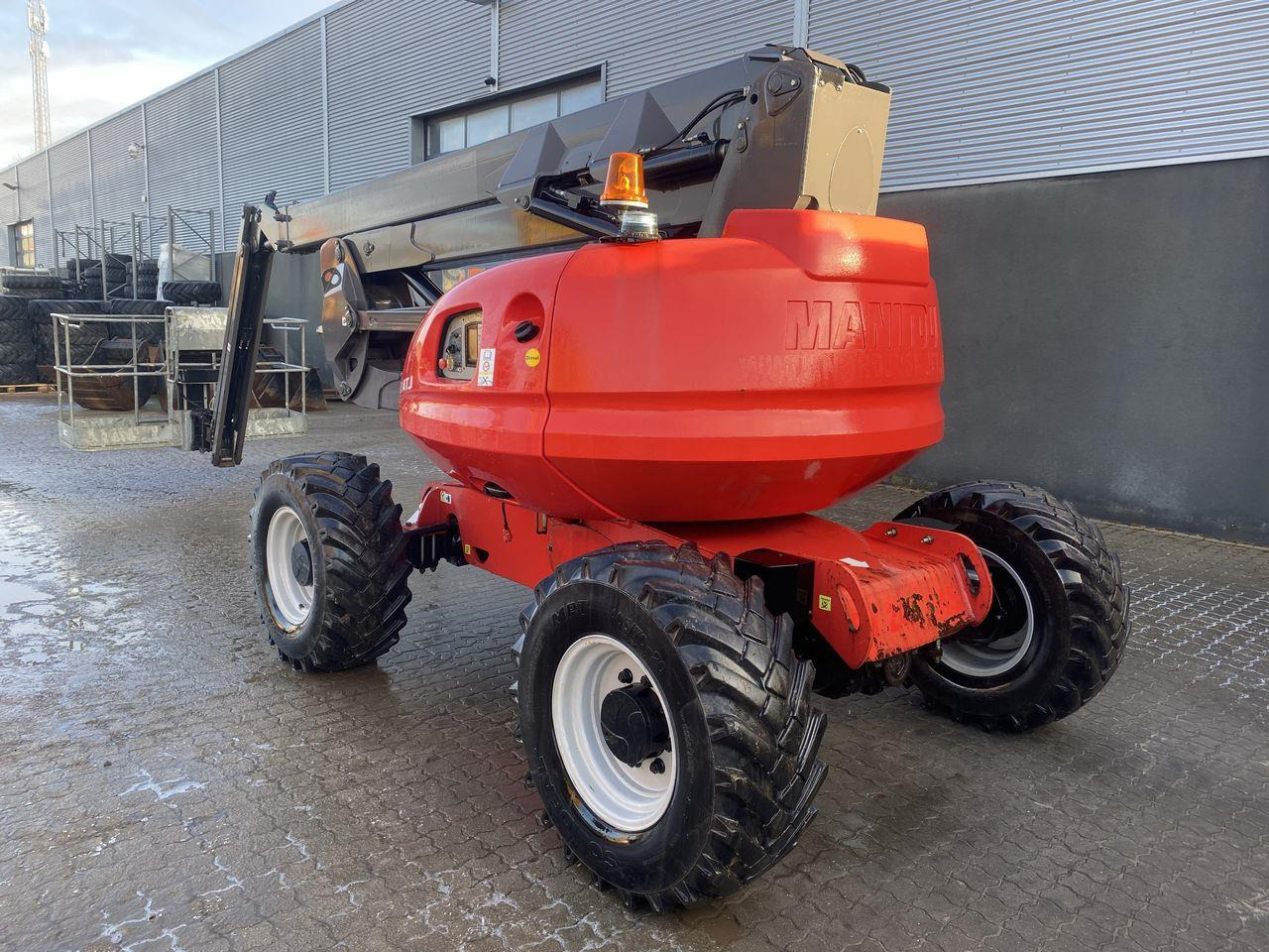 Bomlift Manitou 200ATJ RC