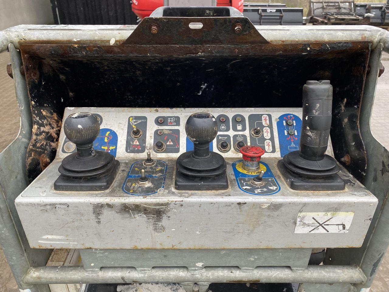 Bomlift Manitou 200ATJ RC