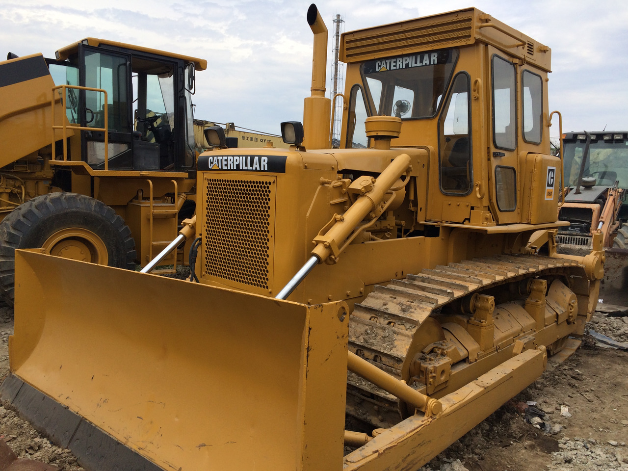 Ny Bulldozer Famous brand CATERPILLAR used D6D in  good condition for sale: bilde 2
