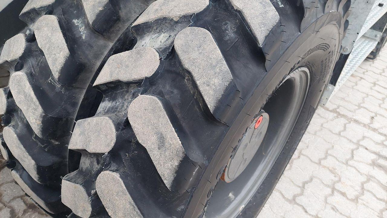 Håndteringsutstyr SENNEBOGEN 613E-M