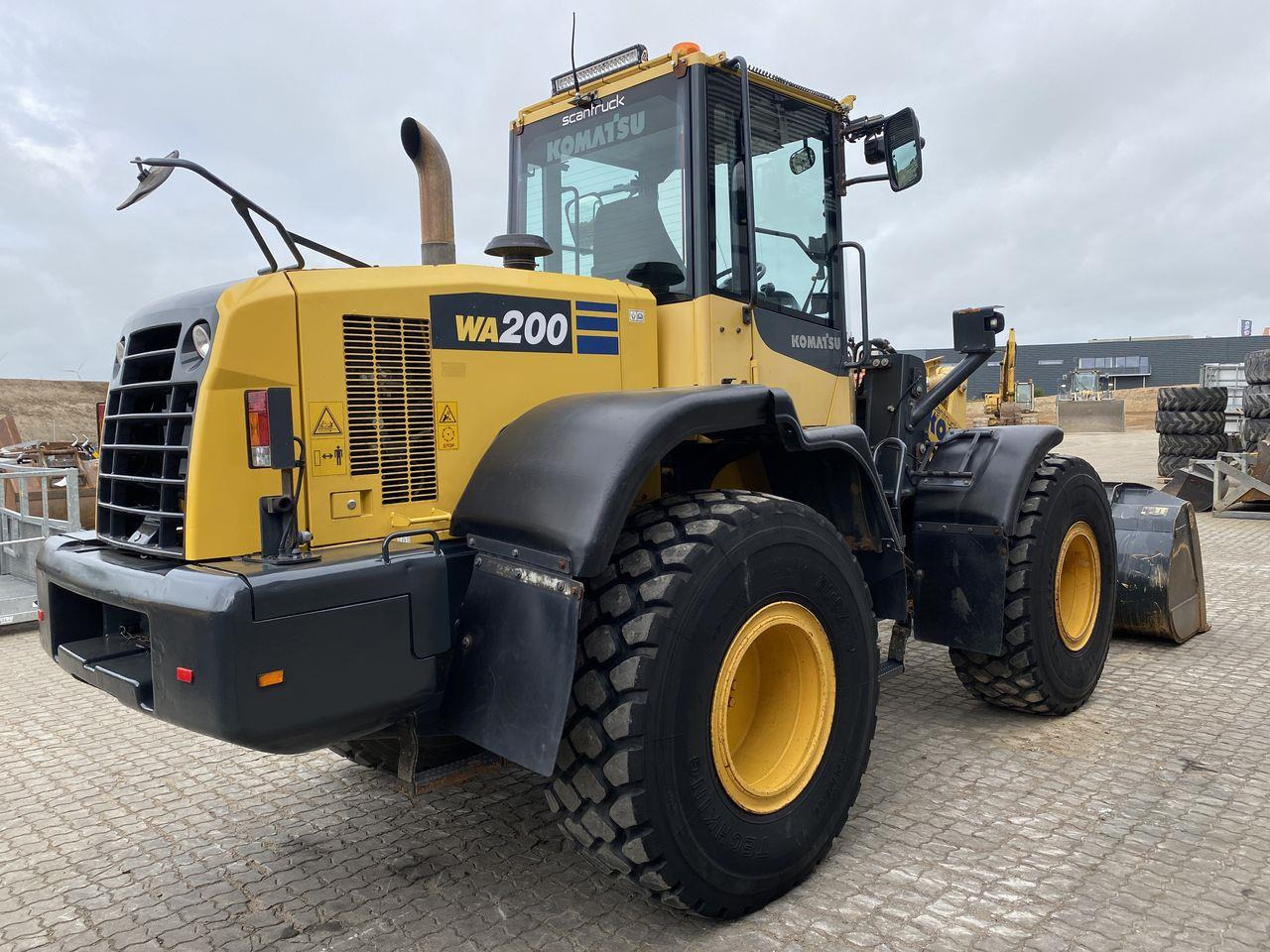 Hjullaster Komatsu WA200-7