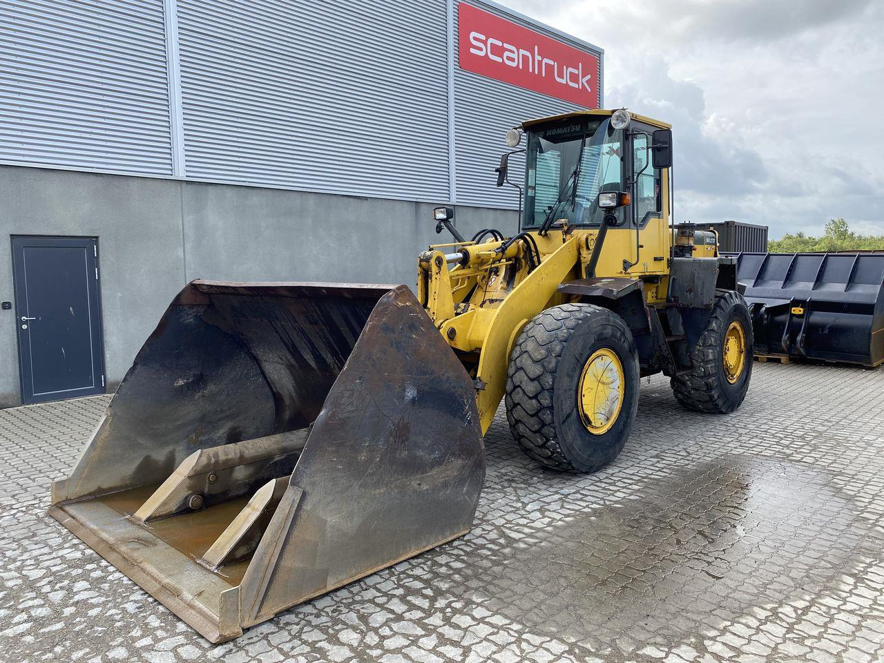 Hjullaster Komatsu WA270-3