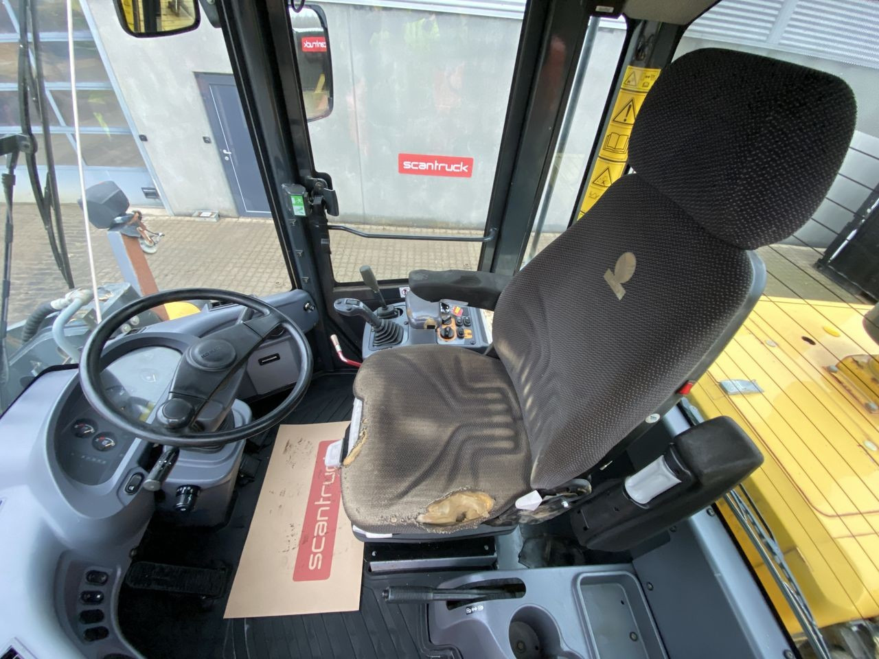 Hjullaster Komatsu WA320PZ-6