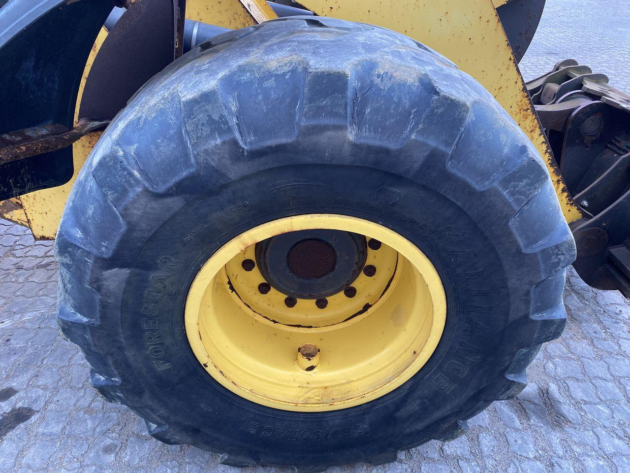 Hjullaster New Holland W170B