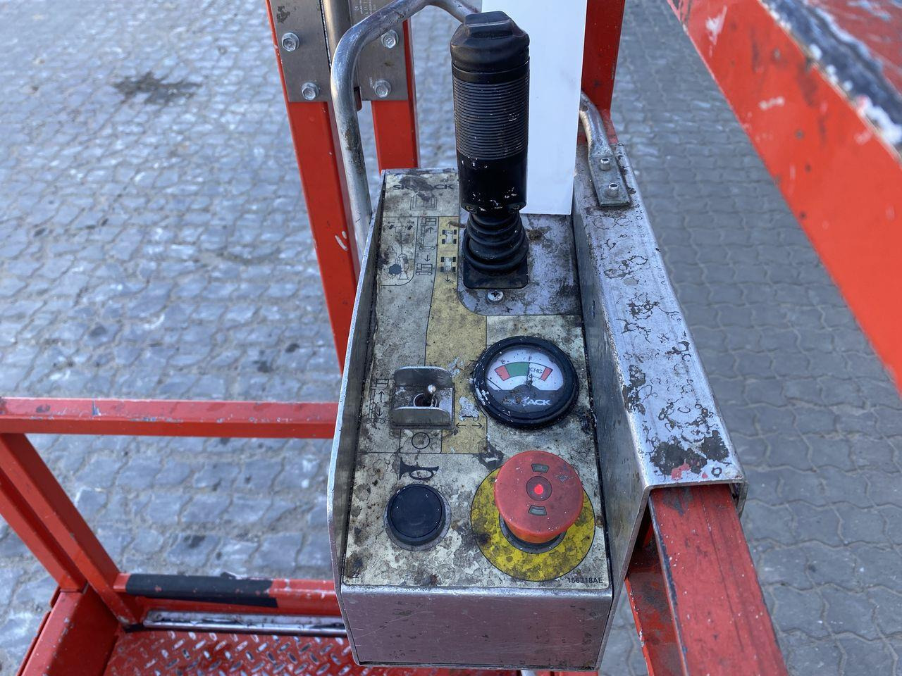 Mastlift Skyjack SJ12