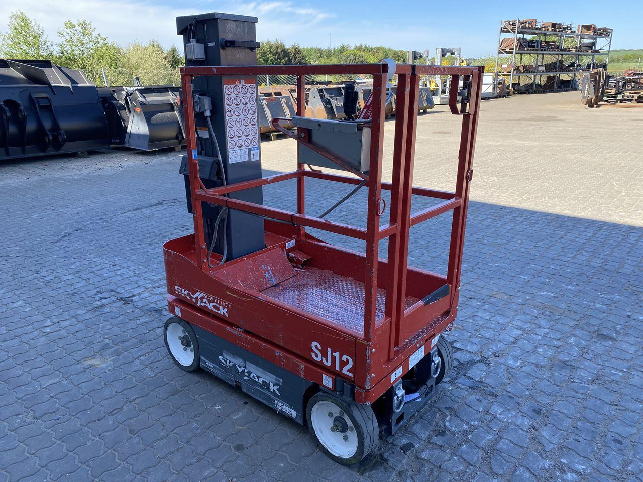 Mastlift Skyjack SJ12