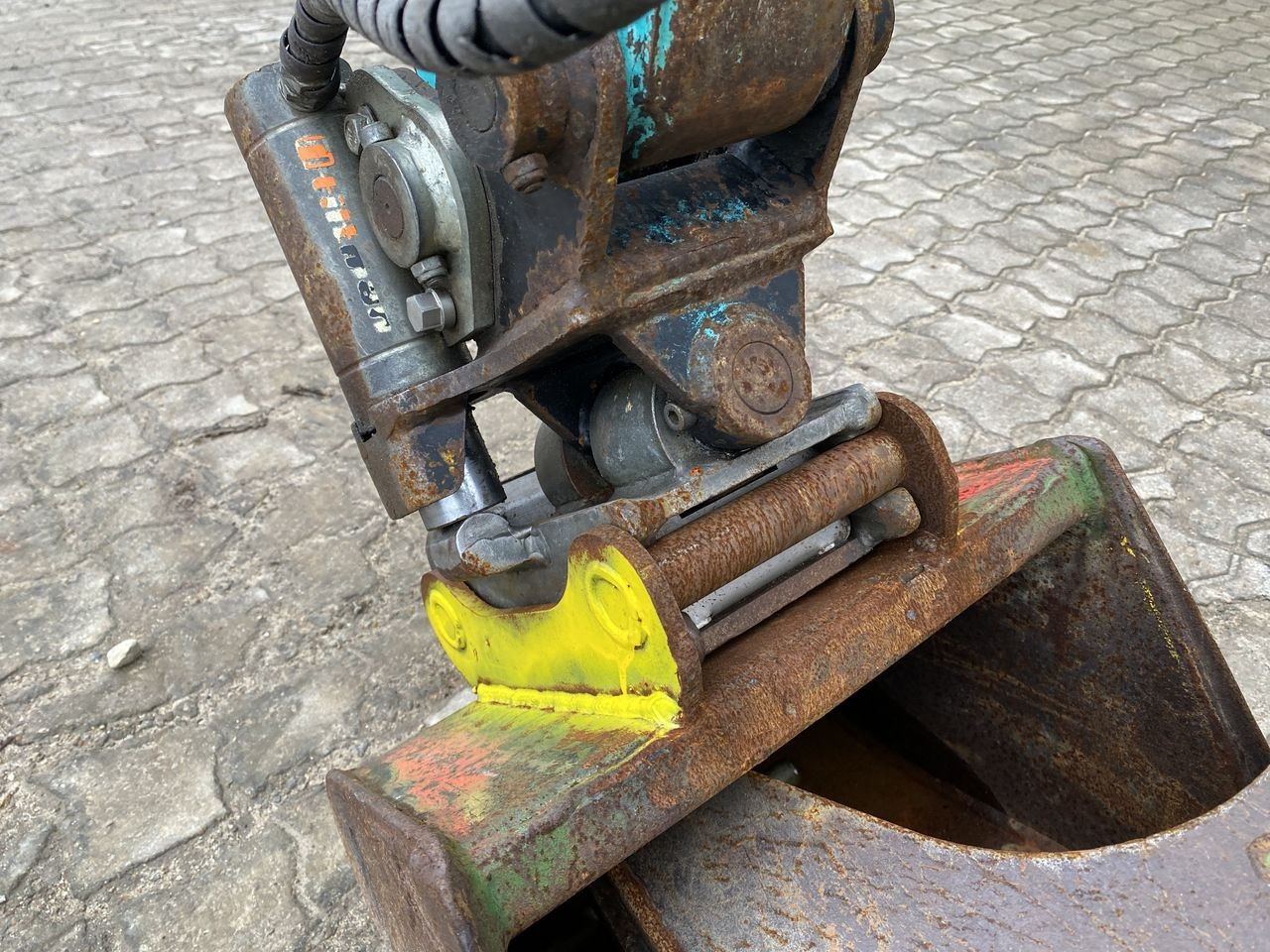 Minigraver Kobelco SK10SR-2