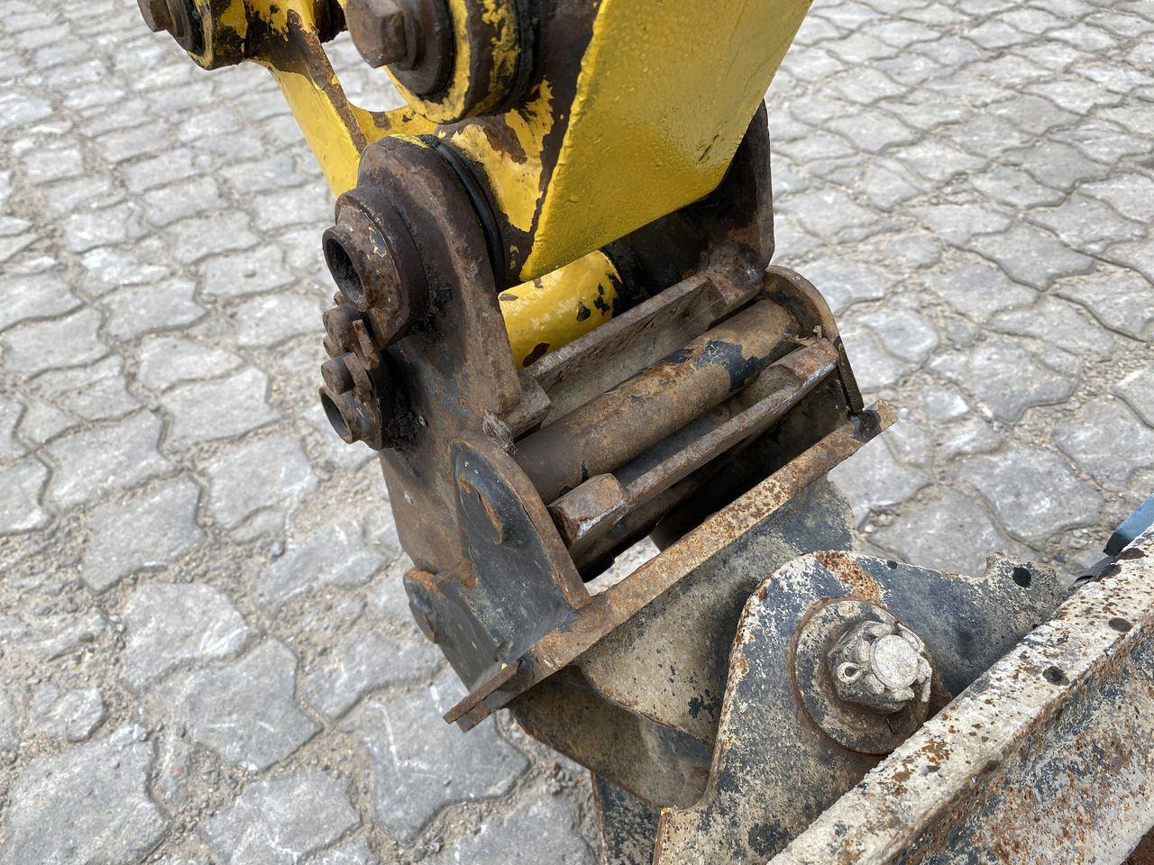 Minigraver Komatsu PC16R-3HS