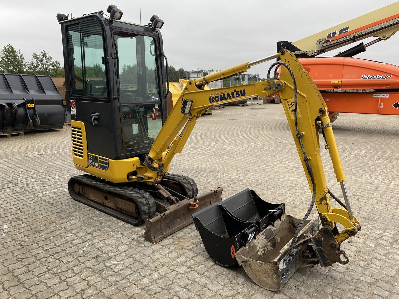 Minigraver Komatsu PC16R-3HS