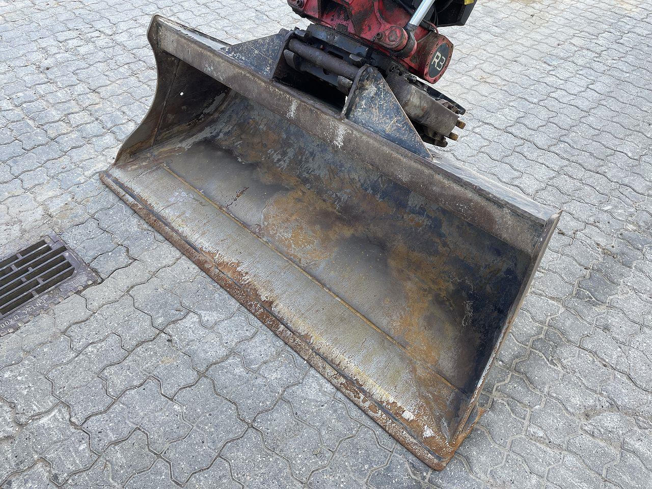 Minigraver Komatsu PC88MR-10