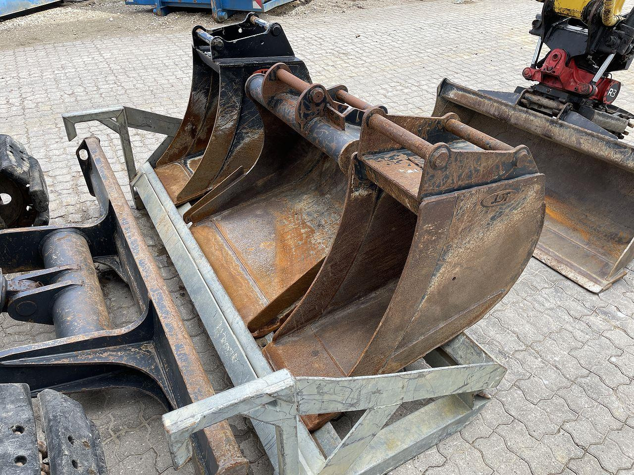 Minigraver Komatsu PC88MR-10 med Topcon
