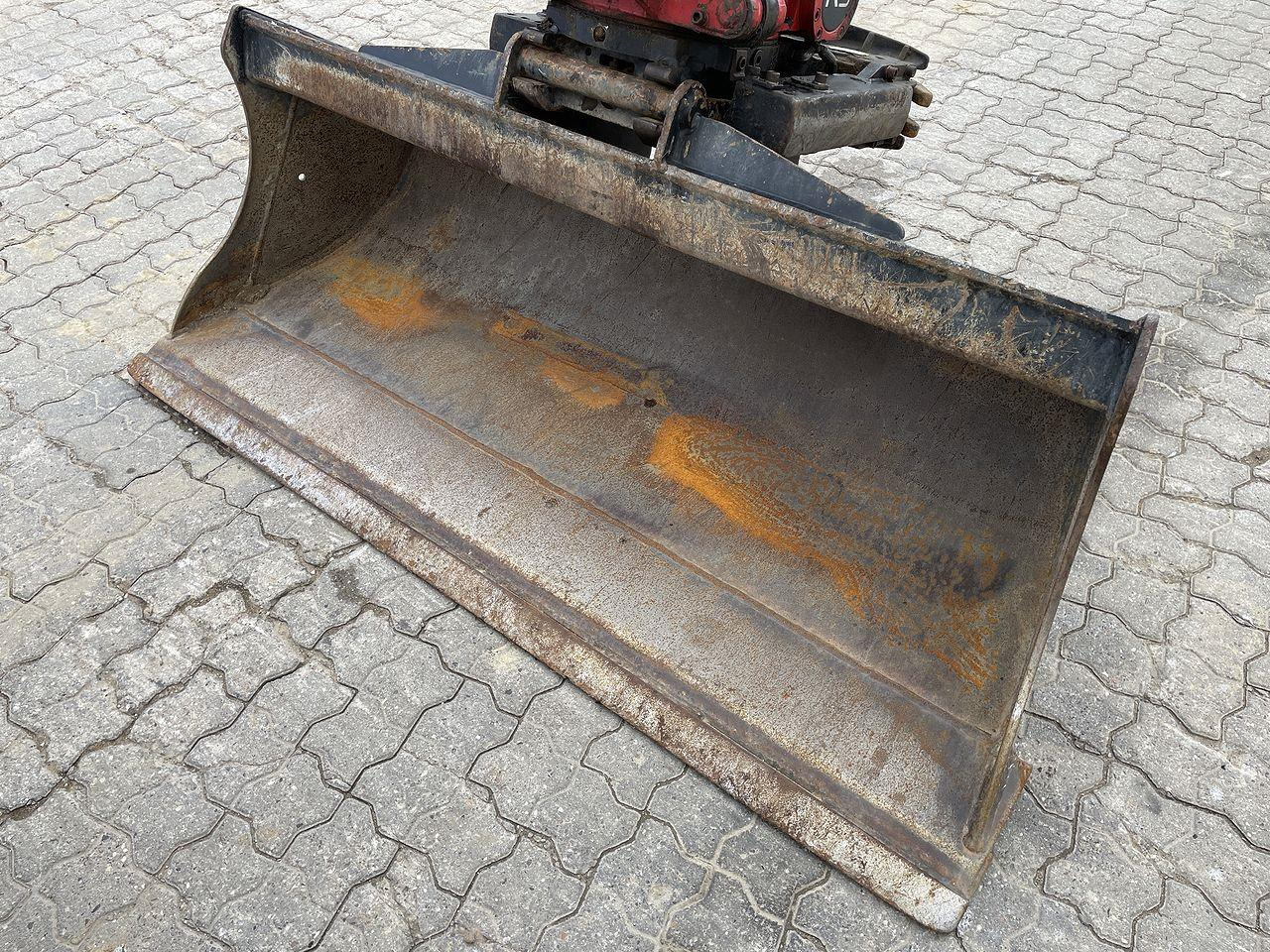 Minigraver Komatsu PC88MR-10 med Topcon