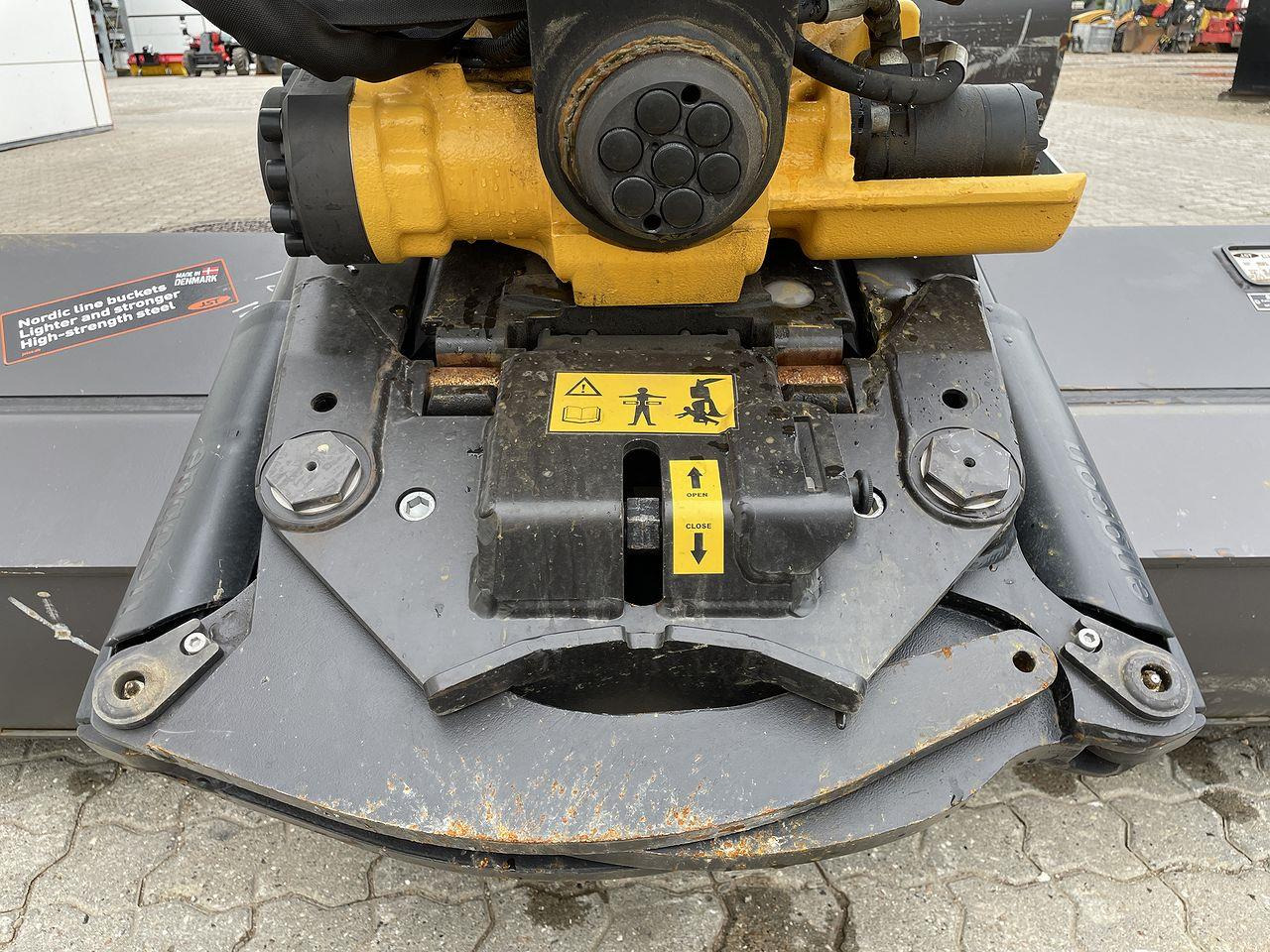 Minigraver Komatsu PW118MR-11