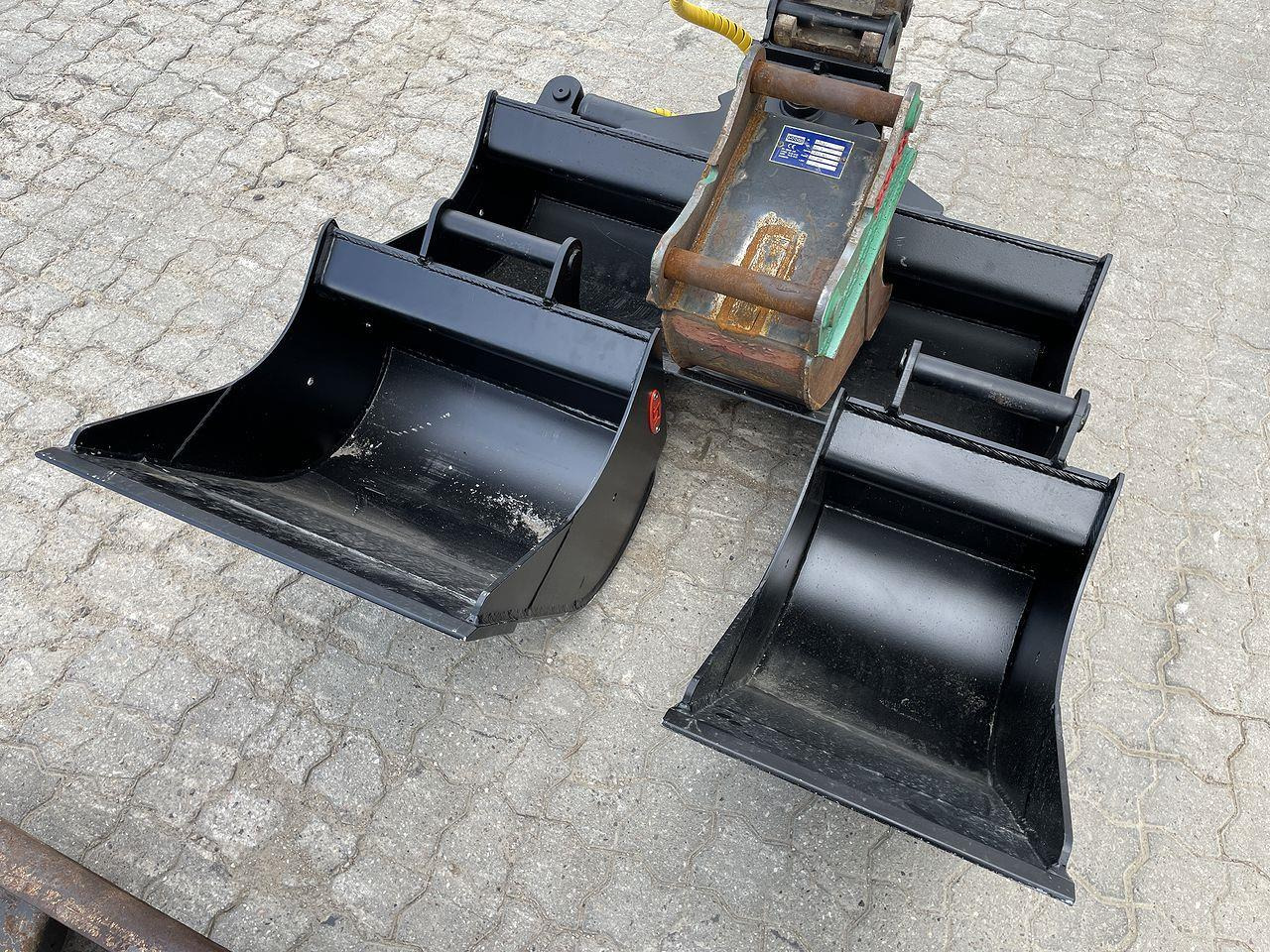 Minigraver Volvo ECR25