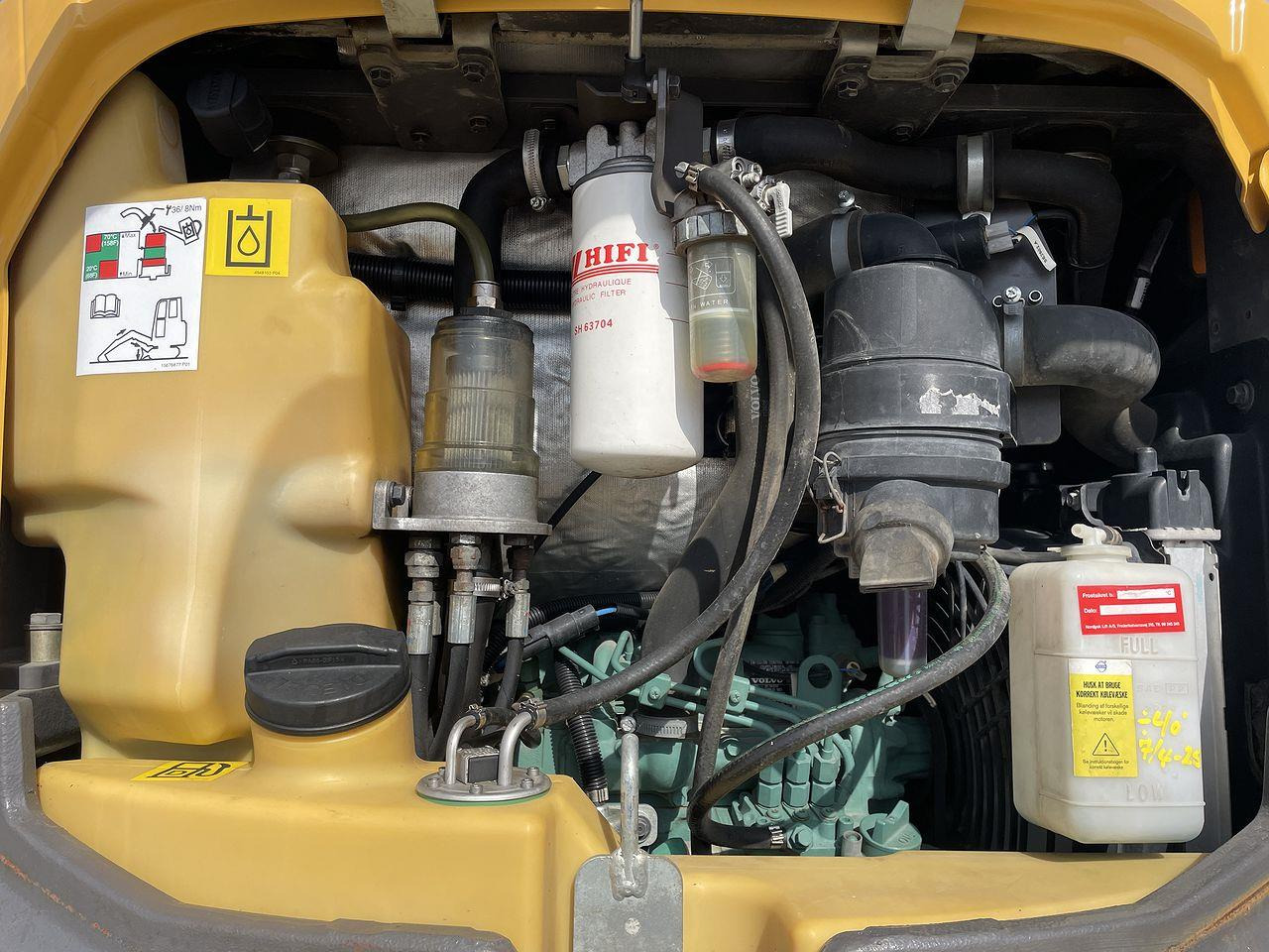 Minigraver Volvo ECR25