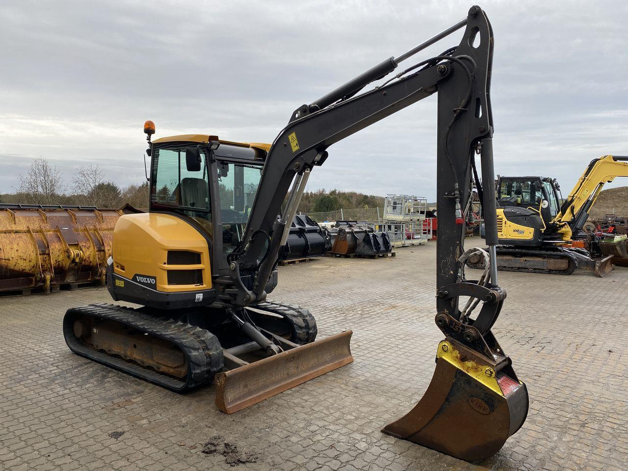 Minigraver Volvo ECR50