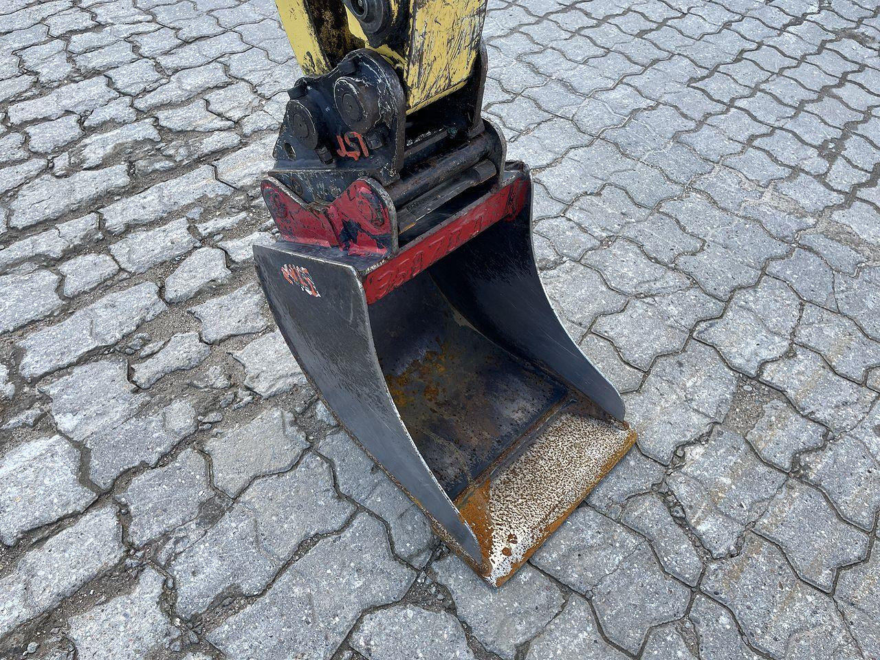 Minigraver Yanmar VIO12