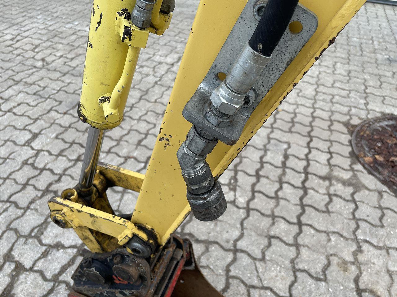 Minigraver Yanmar VIO12