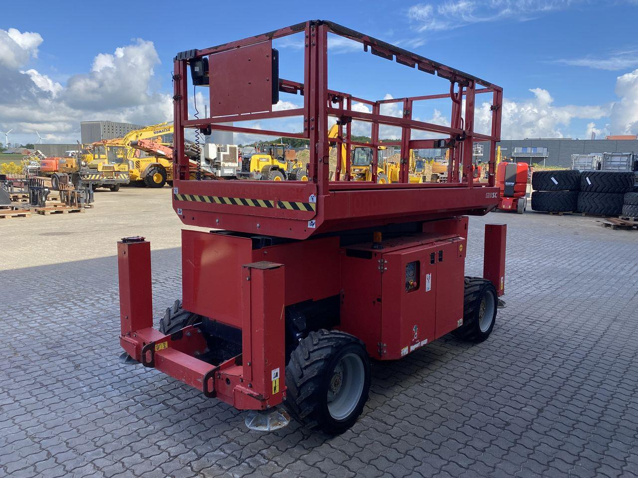 Sakselift Manitou 120SC