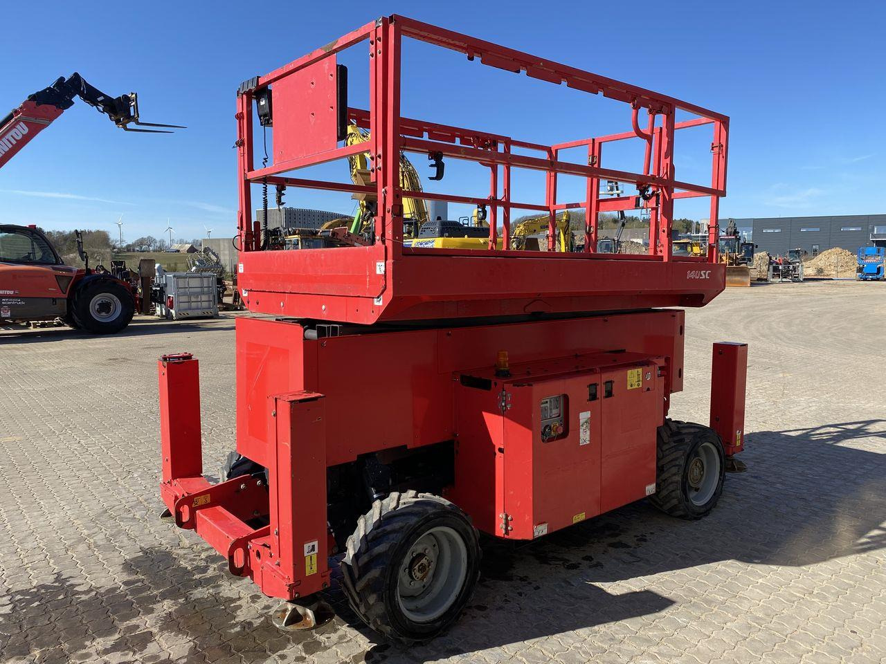 Sakselift Manitou 140SC