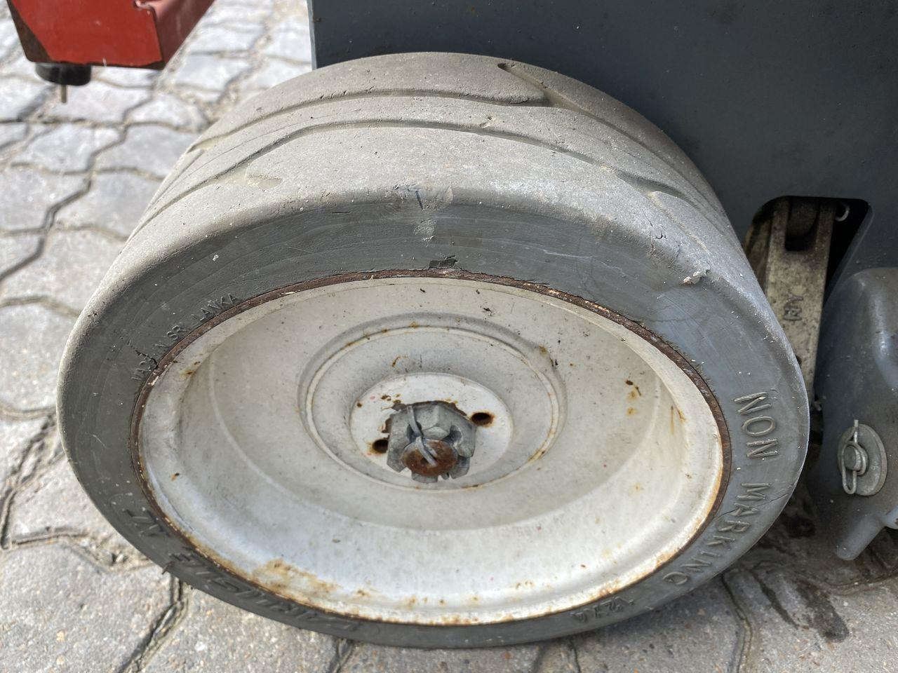 Sakselift Skyjack SJ3219