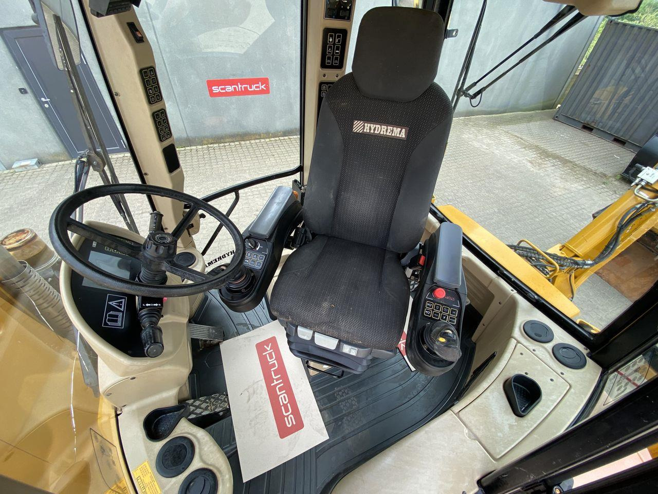 Traktorgraver Hydrema 906E