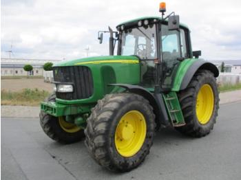 Jordbrukstraktor John Deere 6920