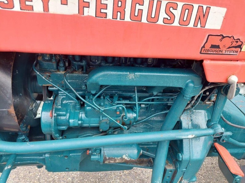Traktor Massey Ferguson 130: bilde 8